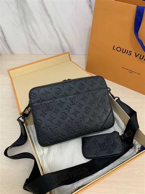 louis vuitton black duo messenger bag